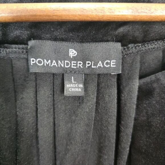 Pomander Place Tuckernuck Top Womens L Black Velvet Vneck Finley Flutter Sleeve - Picture 6 of 10